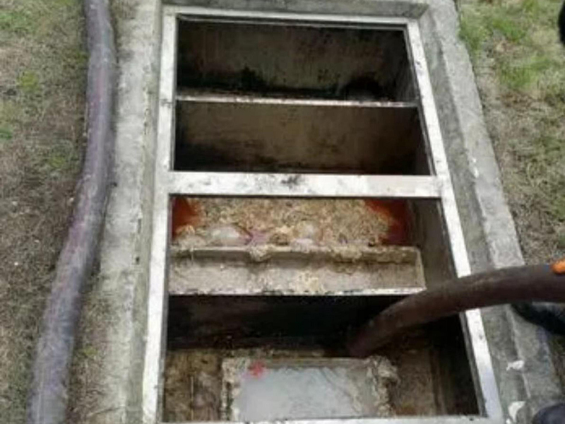 佛罗镇隔油池清理